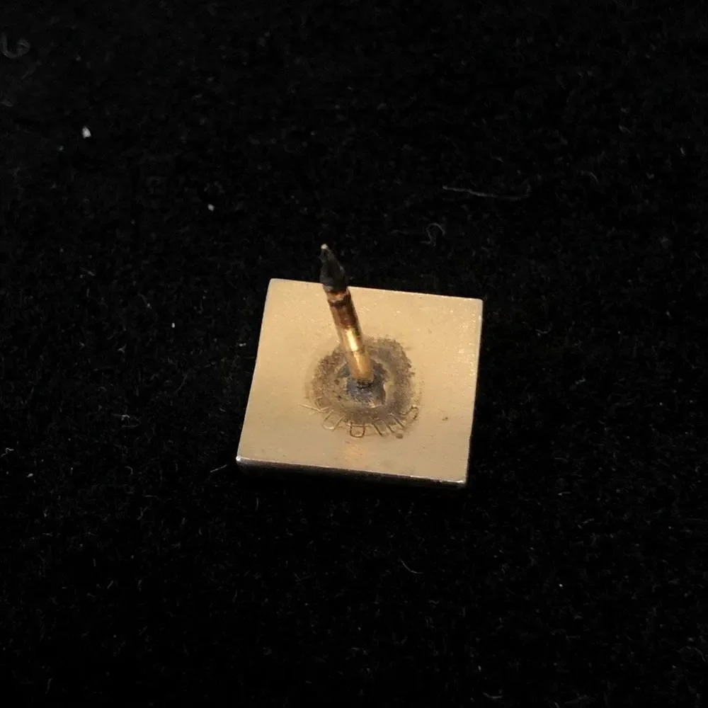 vintage mcm swank gold tone‎ starburst with textured background tie tac